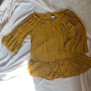 Mustard yellow - off the shoulder lace blouse
